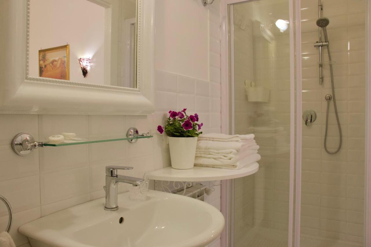 B&B Lido Liberty Lido di Ostia Luaran gambar
